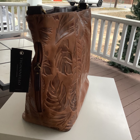 Tignanello Palm Embossed Vintage Leather RFID Hobo Bag Nwt - Picture 9 of 16